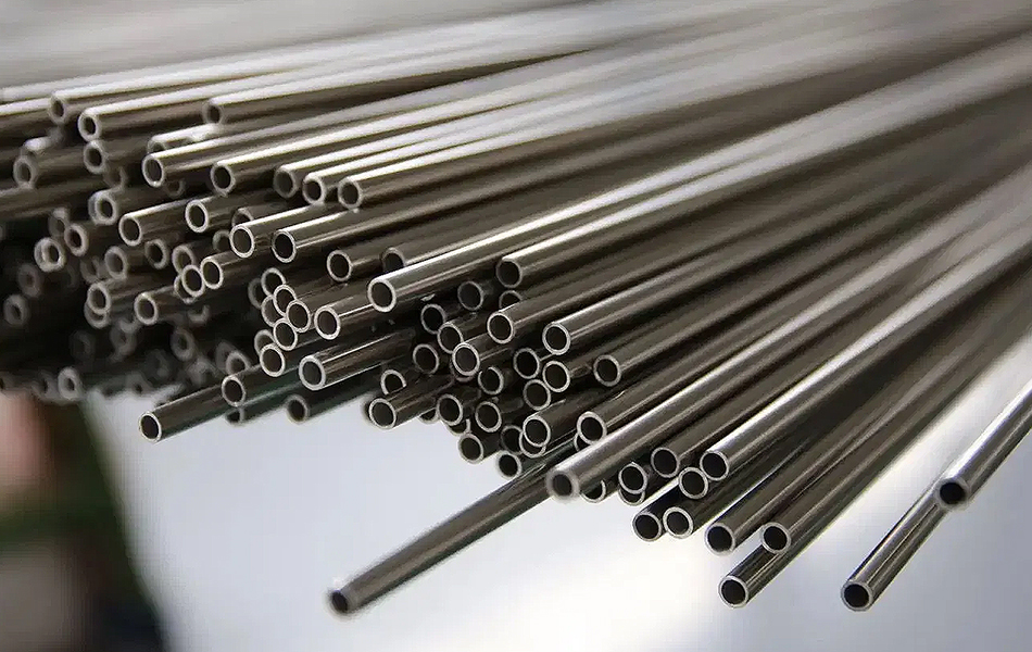 Precisely Beveled Stainless Steel for Strong Welds