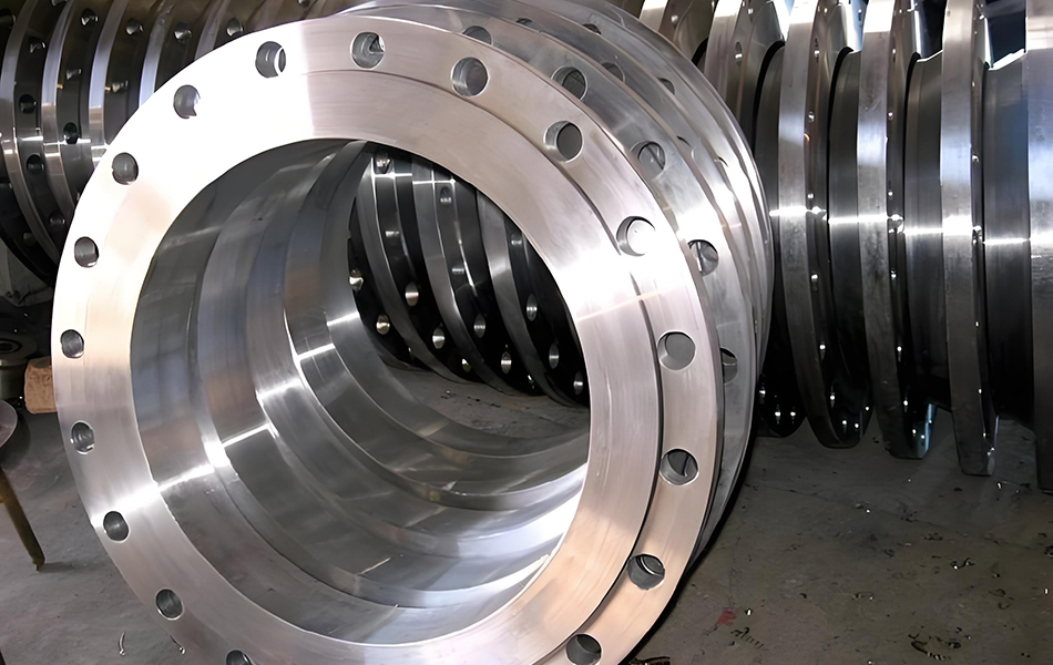 Challenges And Development Strategies in The Stainless Steel Flange Industry